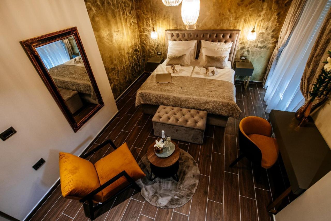 Luxury Rooms Vindemiae 扎达尔 外观 照片
