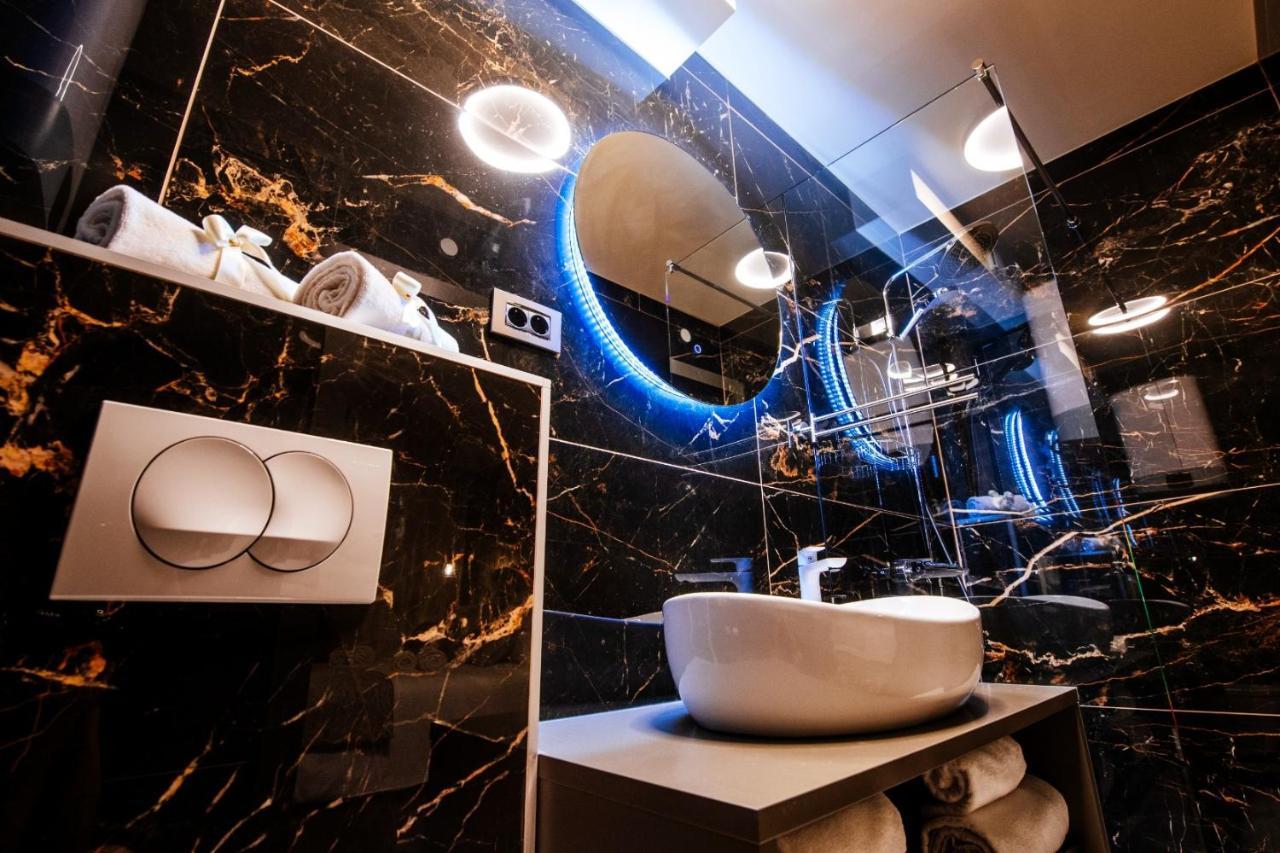 Luxury Rooms Vindemiae 扎达尔 外观 照片